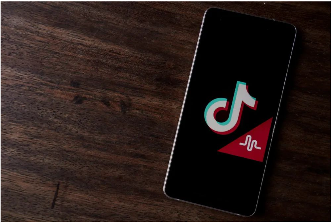 Amerikaanse kongreslede eis ByteDance om TikTok binne 165 dae af te koop In die eerste ses weke van hierdie jaar het iPhone-verkope in China jaar op jaar met 24% gedaal.